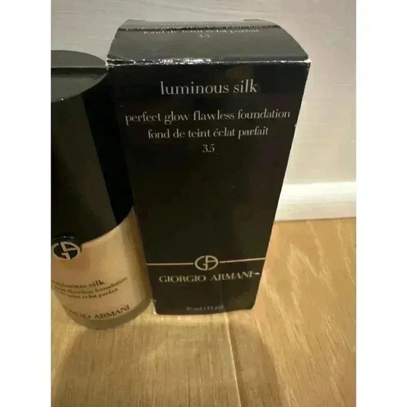 GIORGIO-ARMANI Luminous Silk Foundation # 3.5 - light to medium warm undertone - Picture 2 of 8